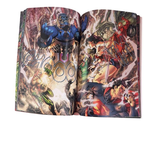 Justice League Volume 1 Origin Comic Part of the New 52! - Picture 4 of 7